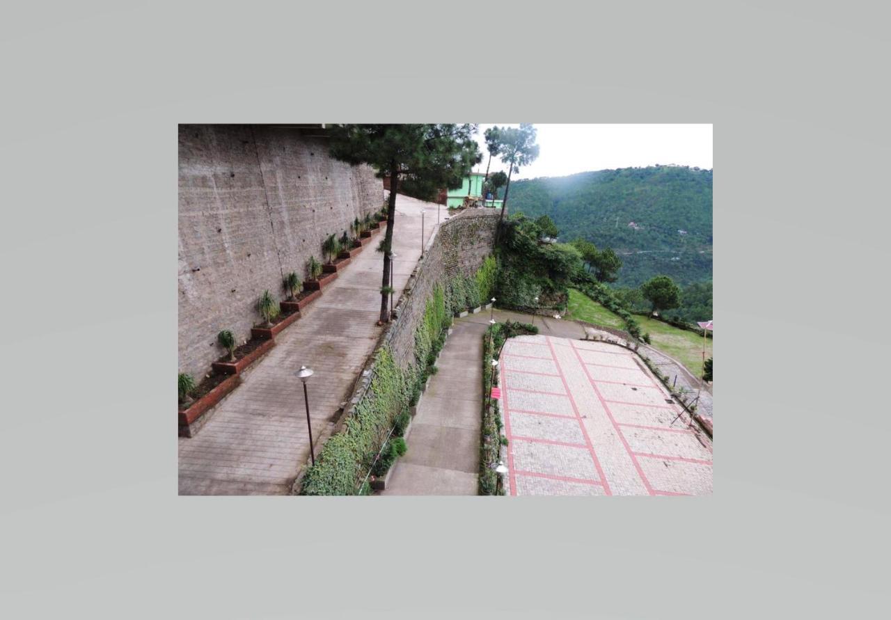 2Bhk Furnished Apartment/Near Kasauli/Barog/Luv Fun & Adventure سولان المظهر الخارجي الصورة